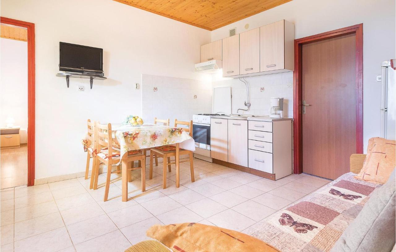 Awesome Apartment In Pula With Wifi Eksteriør billede